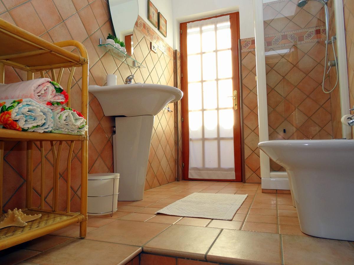 Bb Doliahouse Acomodação com café da manhã Dolianova Quarto foto